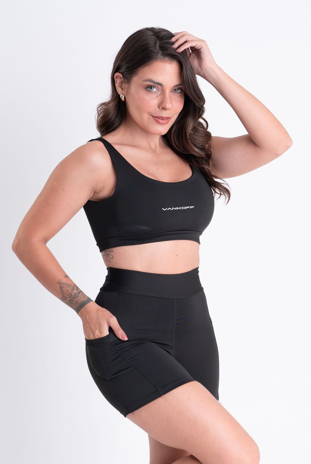 Kit 2 Conjuntos Top + Short · Preto
