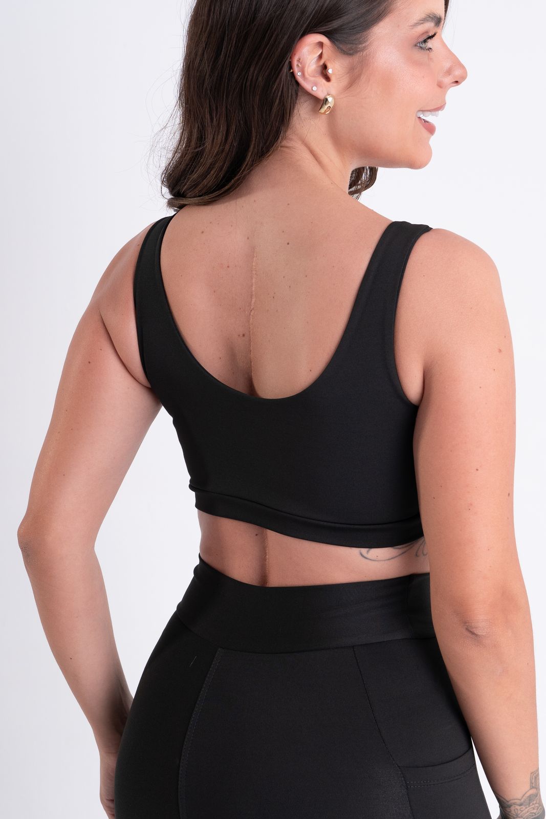 Kit 2 Conjuntos Top + Short · Preto